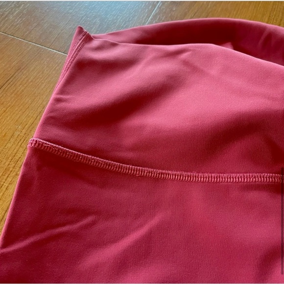 Lululemon yoga pants - Picture 4 of 6